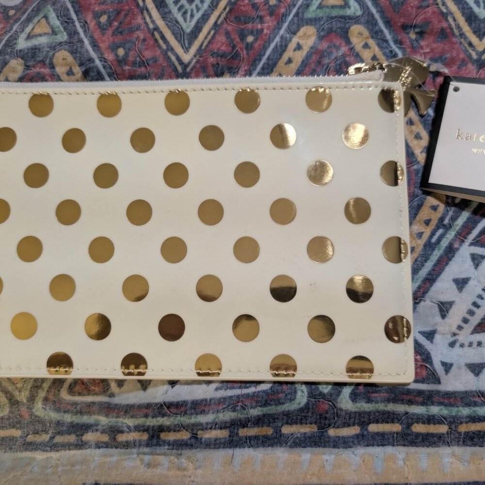 Kate - Picture 2 of 2